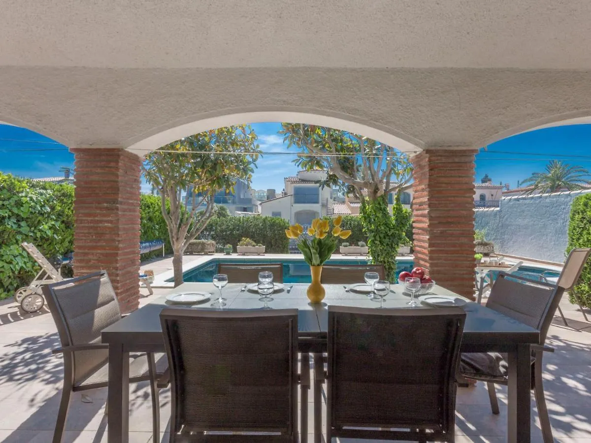 Holiday Home Falconera By Interhome Empuriabrava
